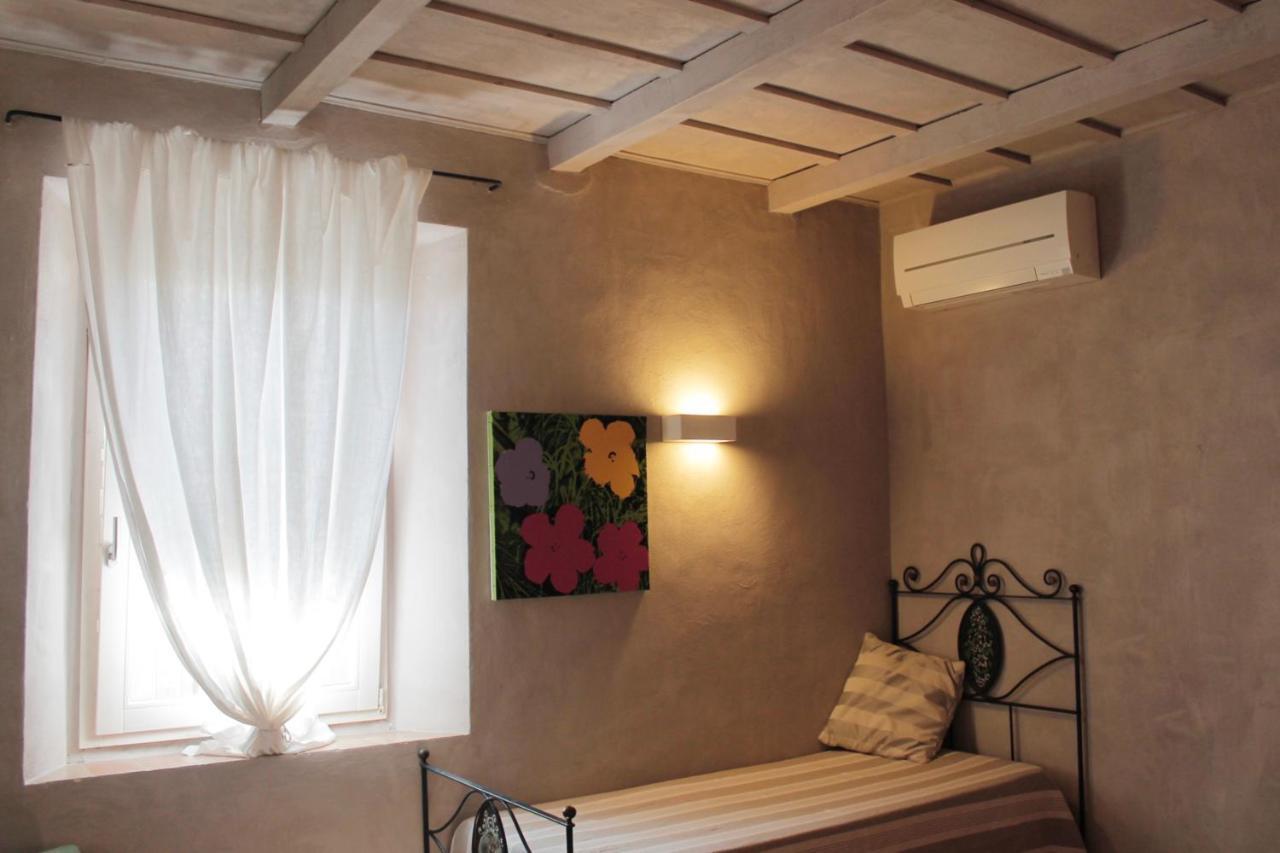 Hostal Tuttaterra Serra San Quirico Exterior foto
